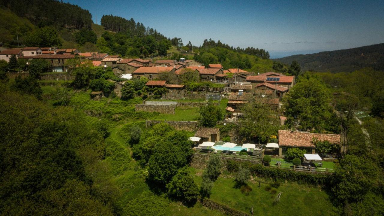 Mountain Whisper Villa Gondramaz Ngoại thất bức ảnh