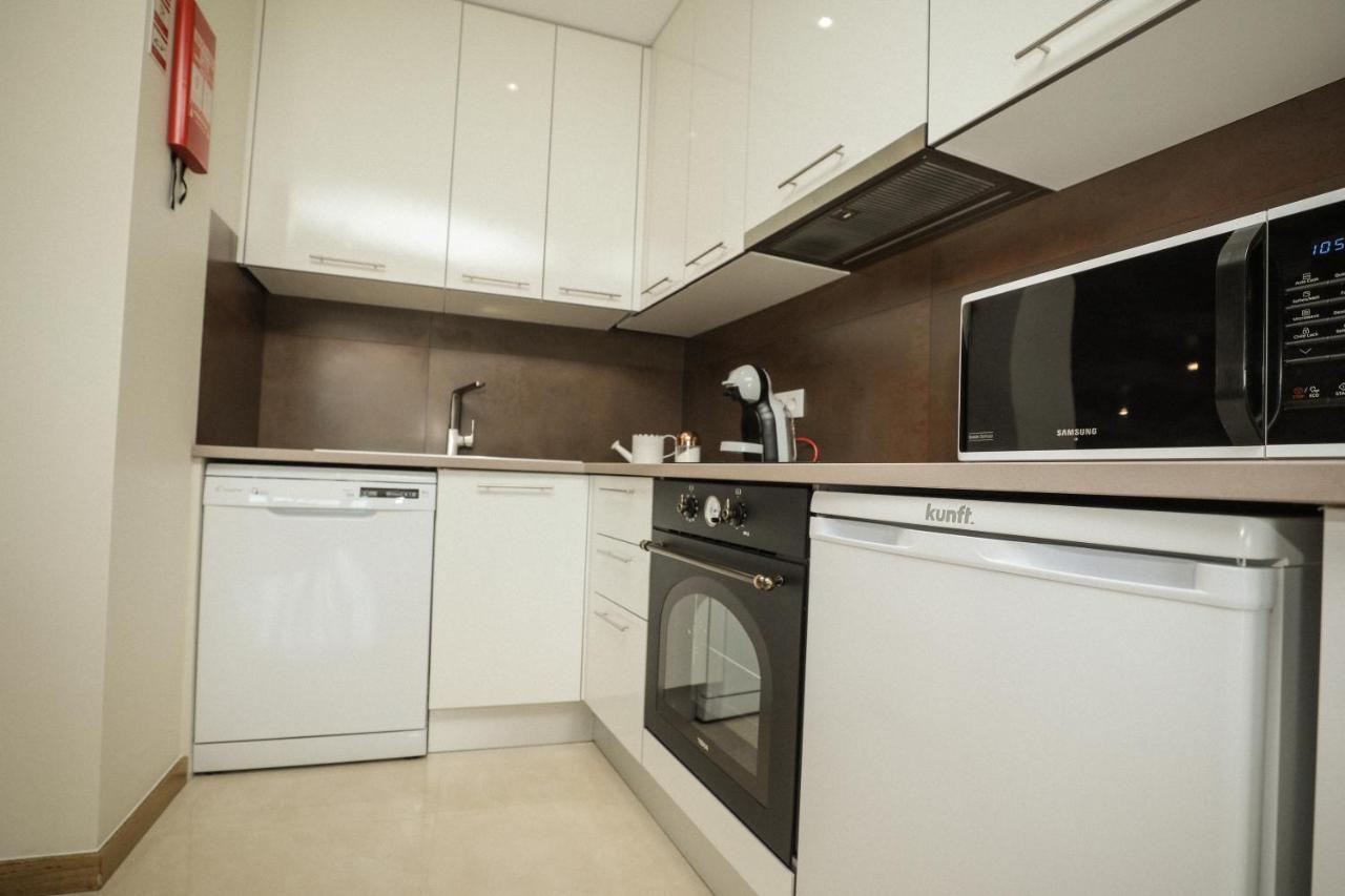 Mountain Whisper Villa Gondramaz Ngoại thất bức ảnh