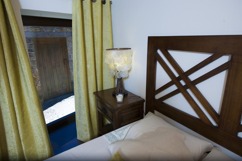 Mountain Whisper Villa Gondramaz Ngoại thất bức ảnh