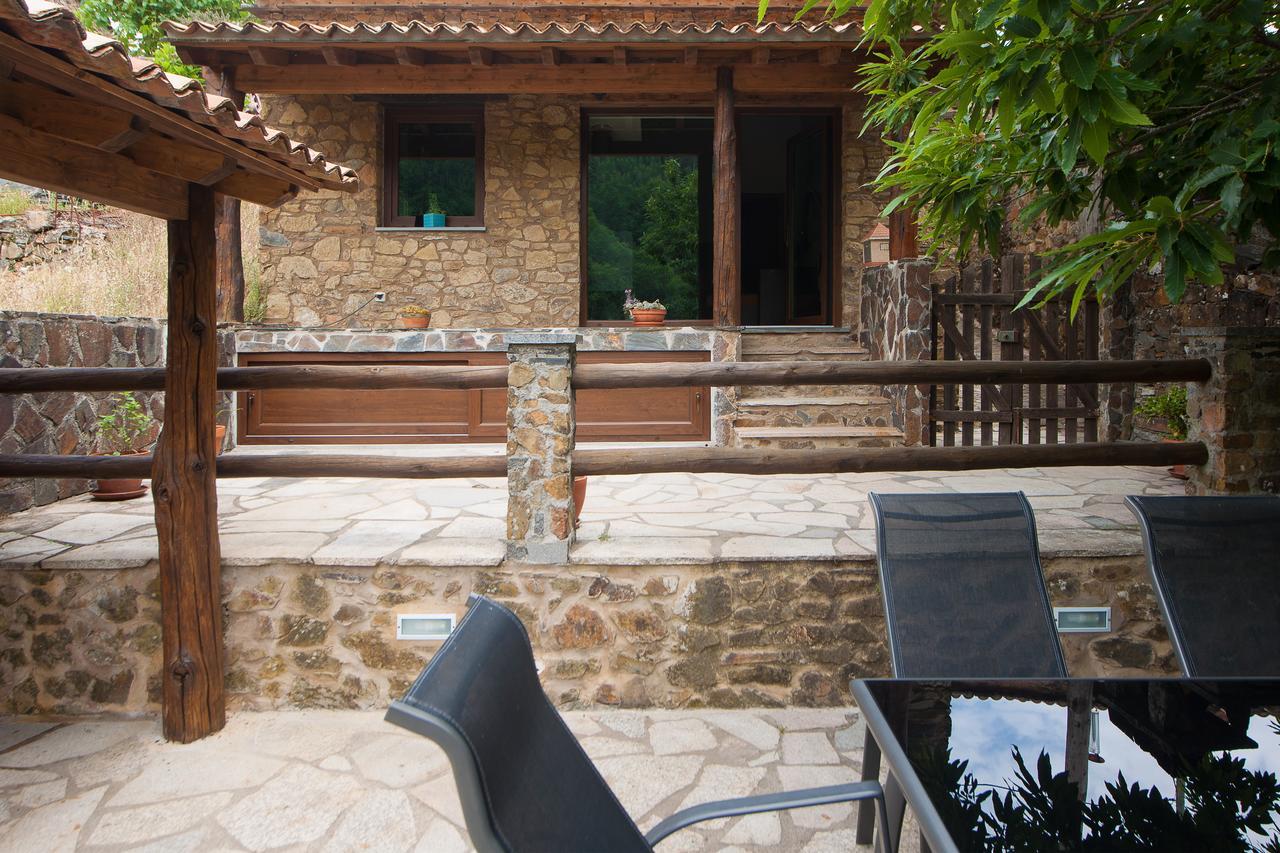 Mountain Whisper Villa Gondramaz Ngoại thất bức ảnh